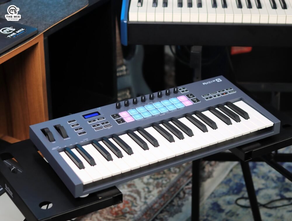 Alternative view of Novation FLkey 37 Keyboard Controller for FL Studio