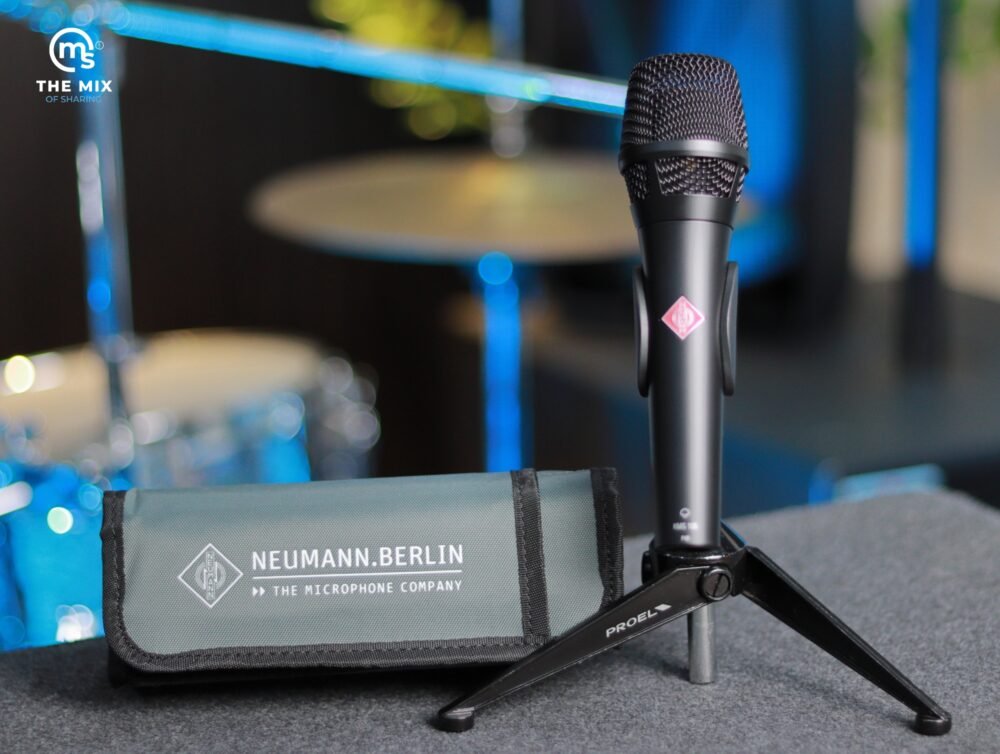 Alternative view of Neumann KMS 105 MT Studio grade stage microphone for vocalist