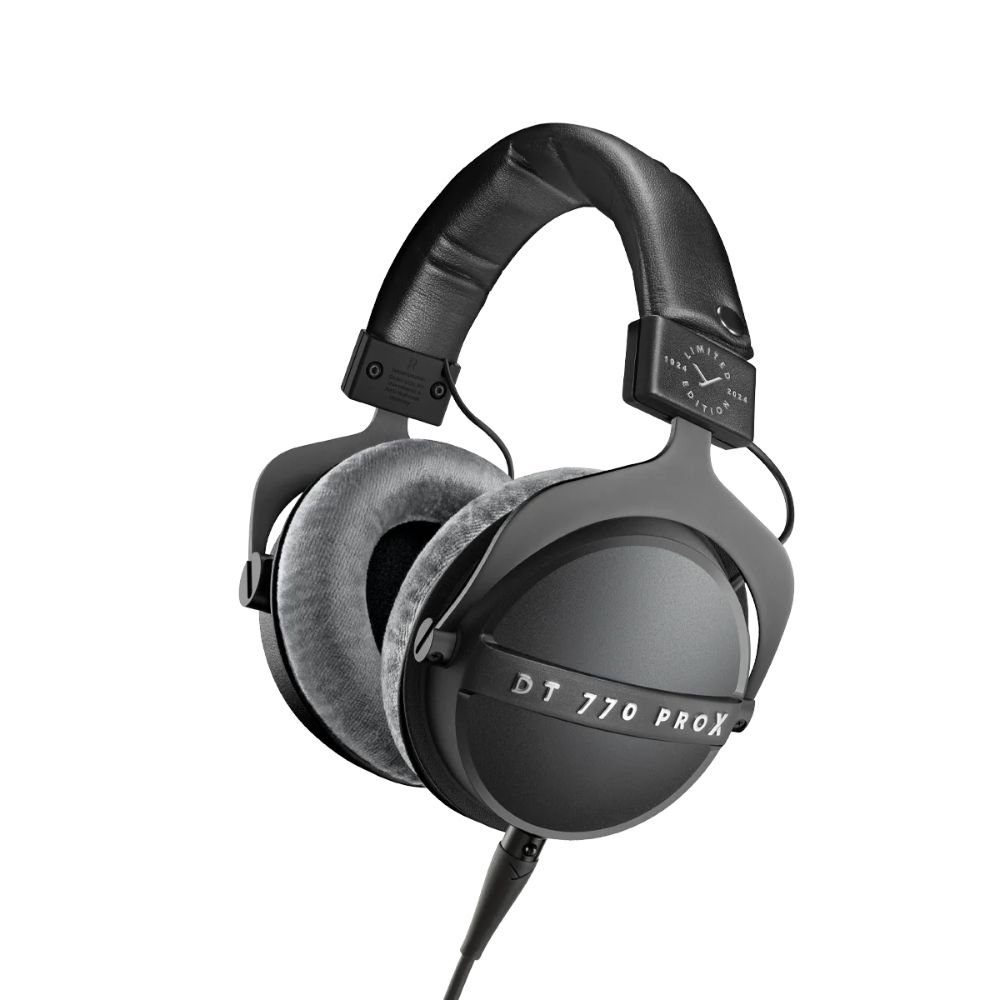 beyerdynamic DT 770 PRO X Limit Edition Studio headphone (closed)