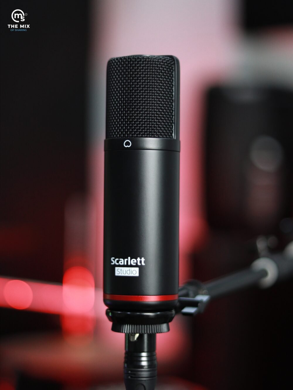 Alternative view of Focusrite Scarlett CM25 MkIII Microphone