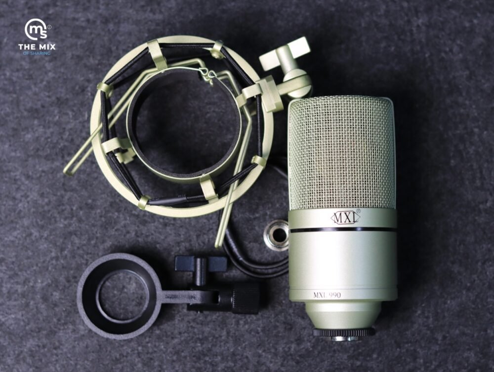 MXL 990 Large-diaphragm Condenser Microphone - Image 7
