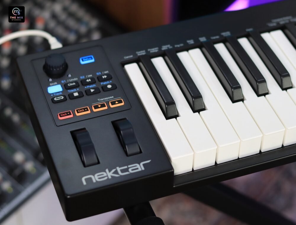 Nektar Impact GX49 Keyboard Controller - Image 4