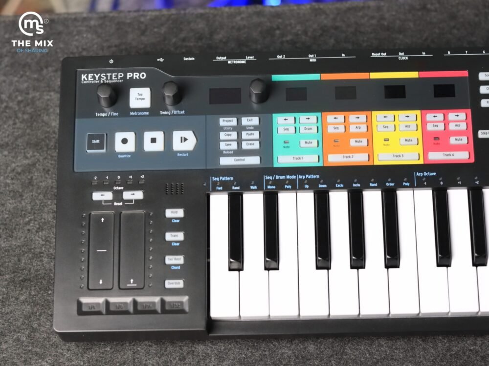 Arturia KeyStep Pro Polyphonic Dequencing Keyboard Controller - Black - Image 3
