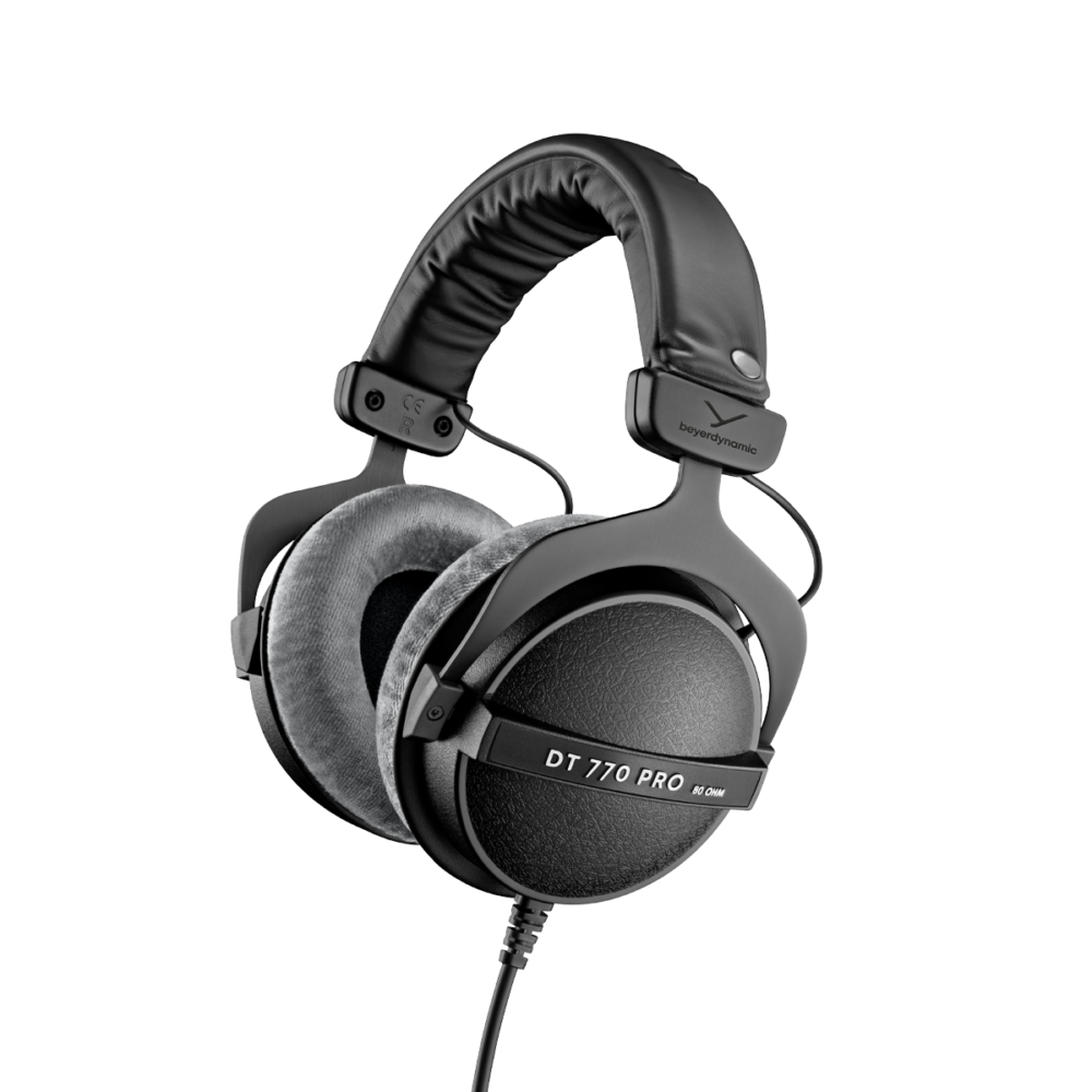 beyerdynamic DT 770 PRO 80-ohm Reference headphones for control and monitoring purpose (closed)
