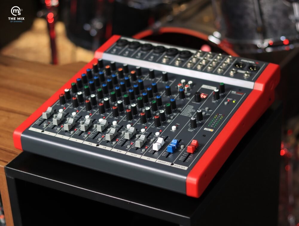 Alternative view of PROEL MQ12USB Compact 12-channel mixer with FX and USB