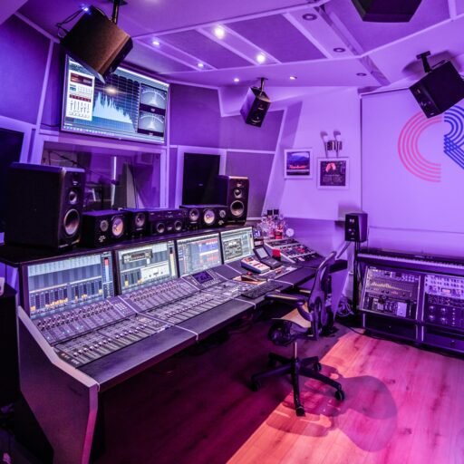 MUSIC STUDIO