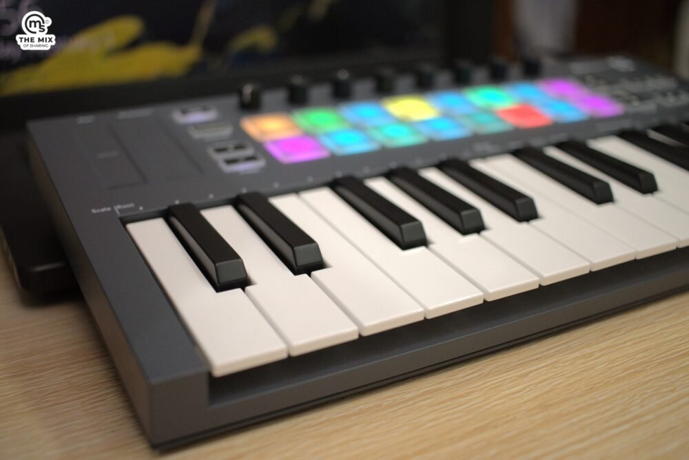 Novation FLKey Mini Keyboard Controller for FL Studio - Image 6