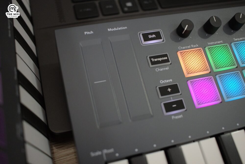 Novation FLKey Mini Keyboard Controller for FL Studio - Image 8