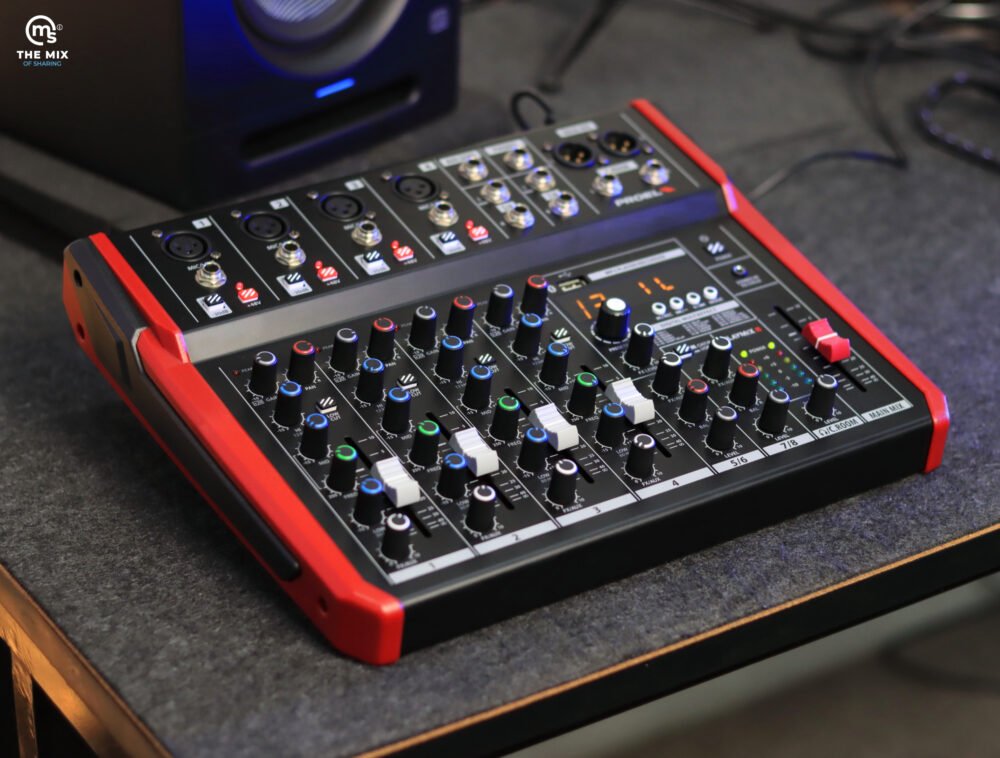 Alternative view of PROEL PLAYMIX 8 Audio Mixer with Player, Recorder and Effects