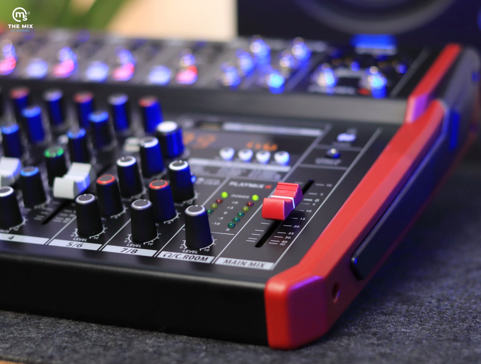 PROEL PLAYMIX 8 Audio Mixer with Player, Recorder and Effects - Image 8
