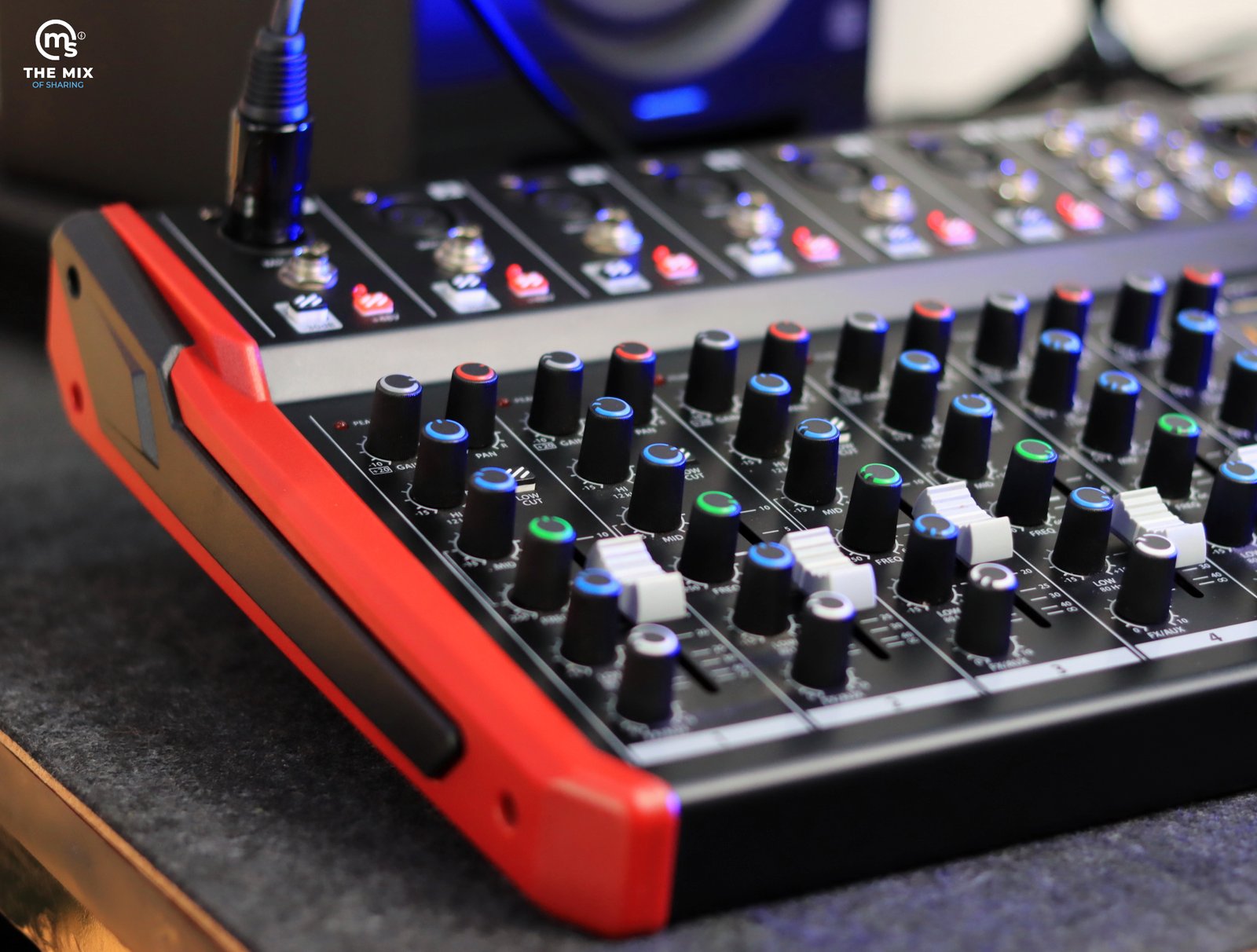 PROEL PLAYMIX 10 Audio Mixer with Player, Recorder and Effects - Image 3