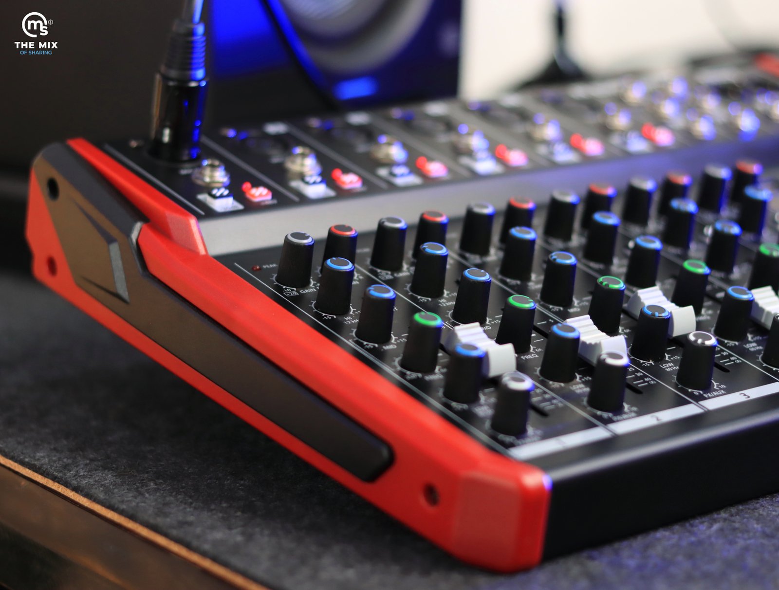 PROEL PLAYMIX 10 Audio Mixer with Player, Recorder and Effects - Image 4
