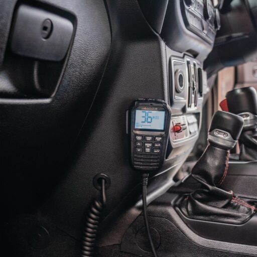 Alternative view of EcoXgear EXG3000 Super Compact 5W UHF CB Fixed Mount Radio