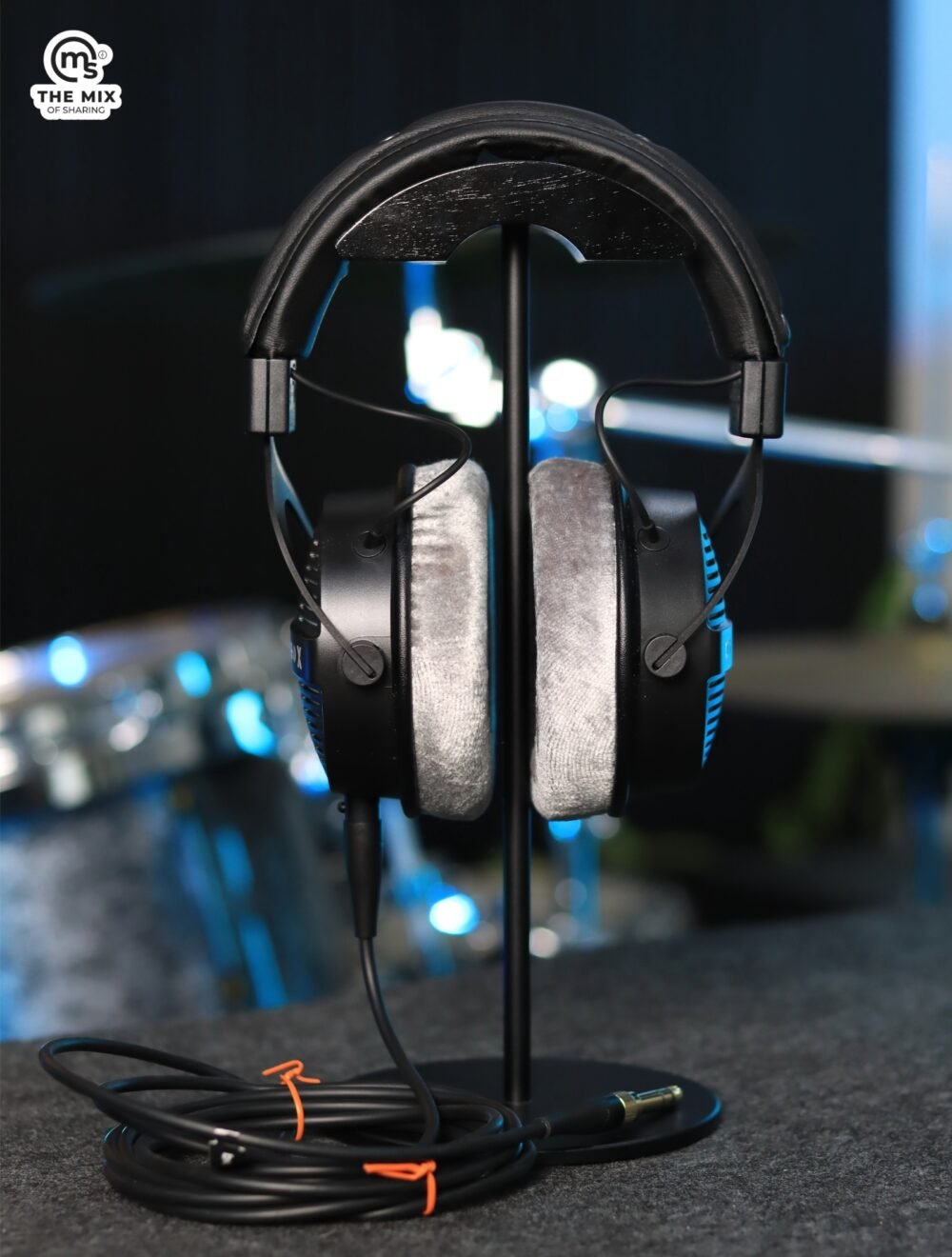 beyerdynamic DT 990 PRO X 48 Ω Studio headphones for critical listening and editing (open-back) - Image 4
