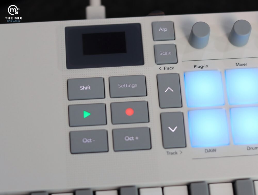 Novation Launchkey Mini 37 White Midi Keyboard Controller - Image 5
