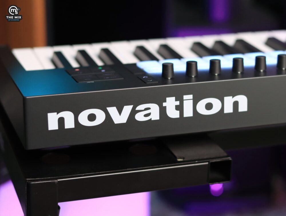 Novation Launchkey 49 MK4 49-key Keyboard Controller - Image 4