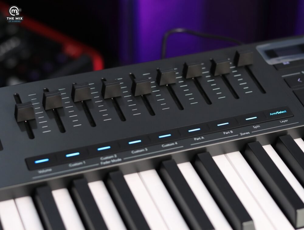 Novation Launchkey 49 MK4 49-key Keyboard Controller - Image 7