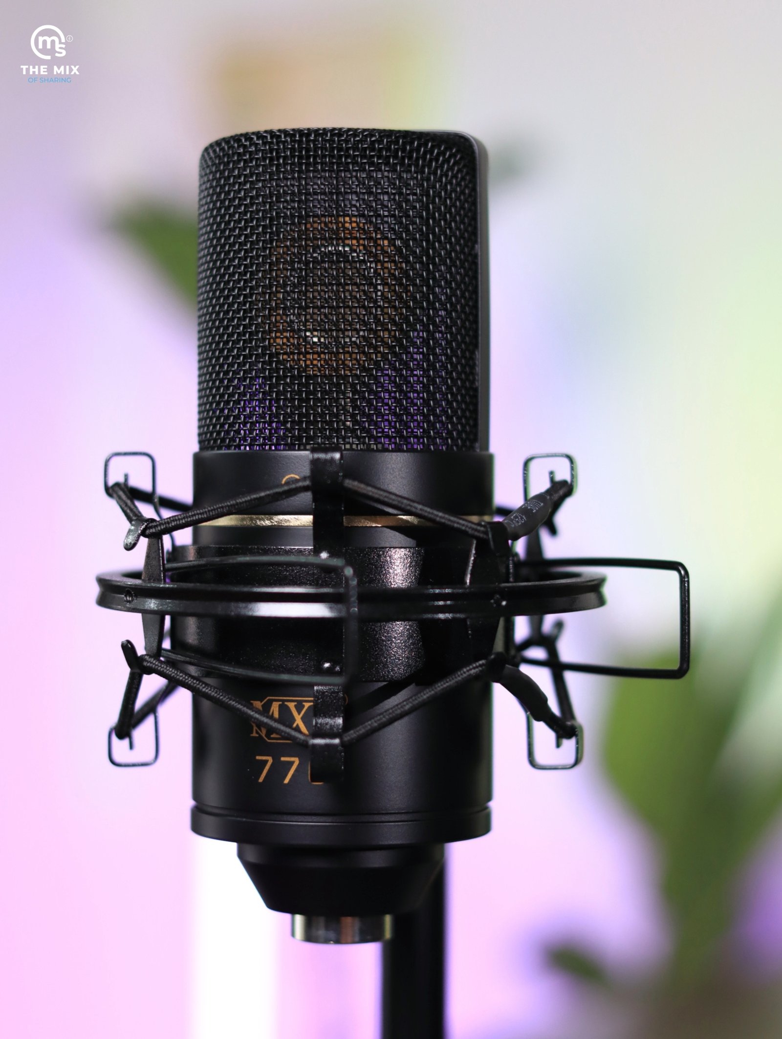 MXL 770 Condenser Microhone with Pad and HPF - Image 3