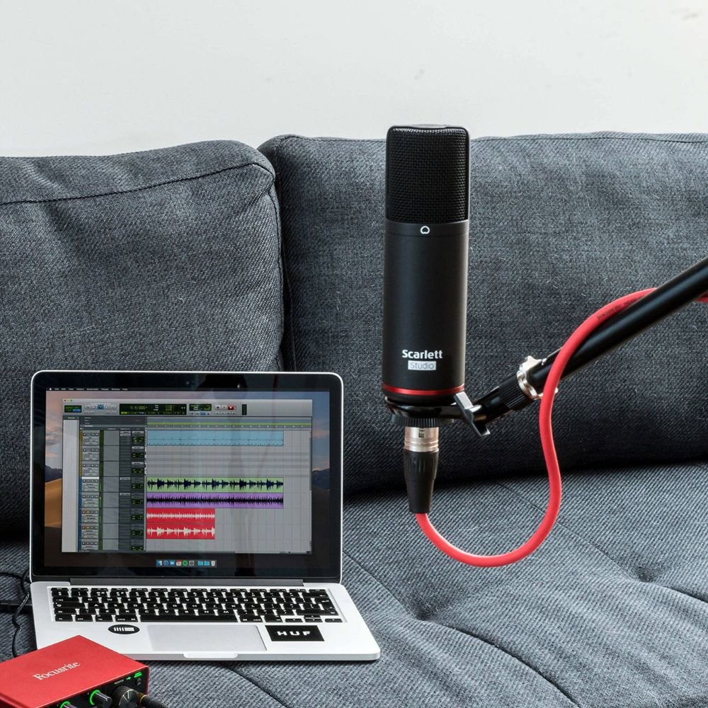 Alternative view of Focusrite Scarlett CM25 MkIII Microphone