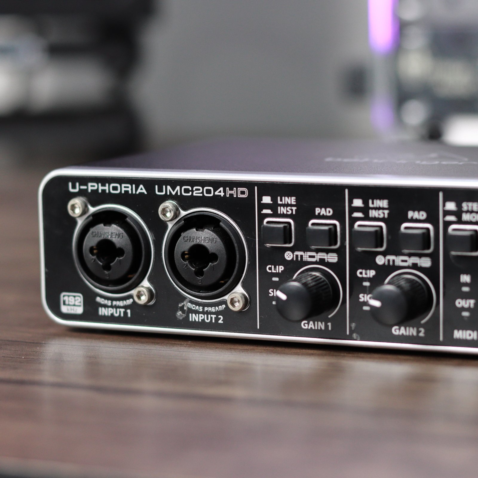 Behringer UMC204HD Audio Interface – (Used, Good Condition) - Image 3