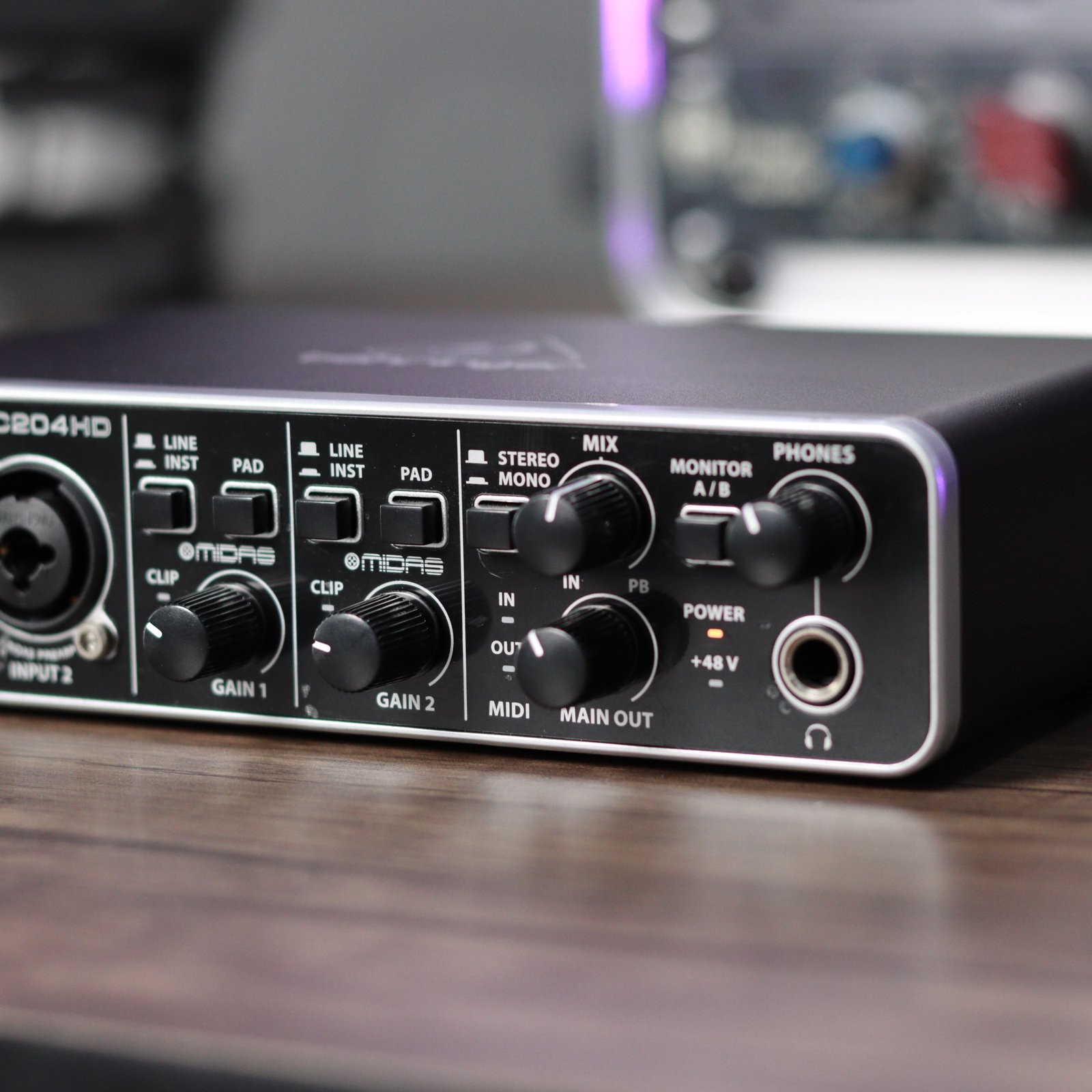 Behringer UMC204HD Audio Interface – (Used, Good Condition) - Image 4