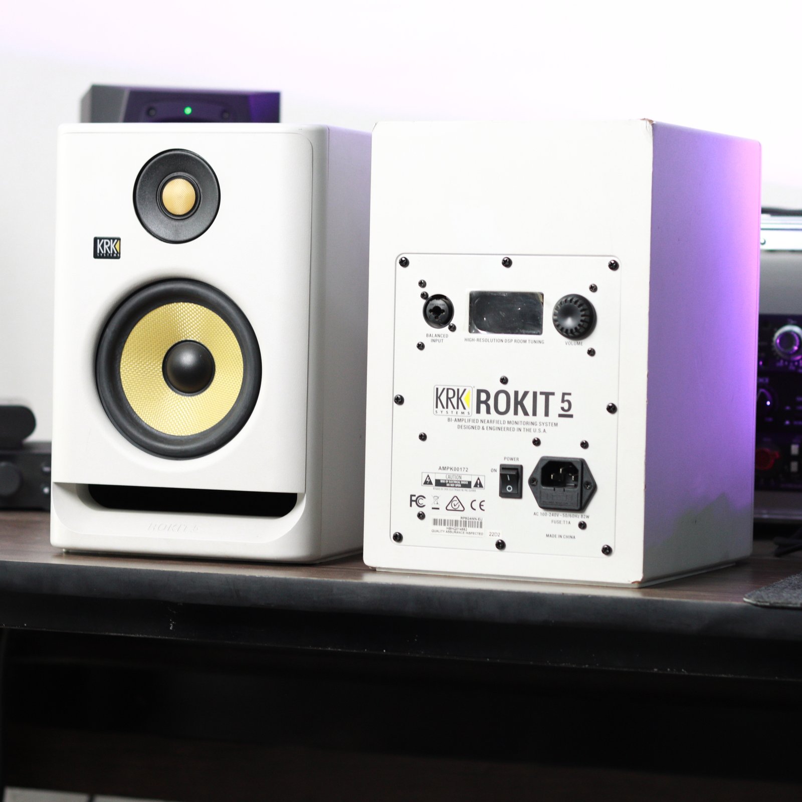 KRK ROKIT 5 Gen4 Studio Monitor – White, Pair (Used, Good Condition) - Image 4